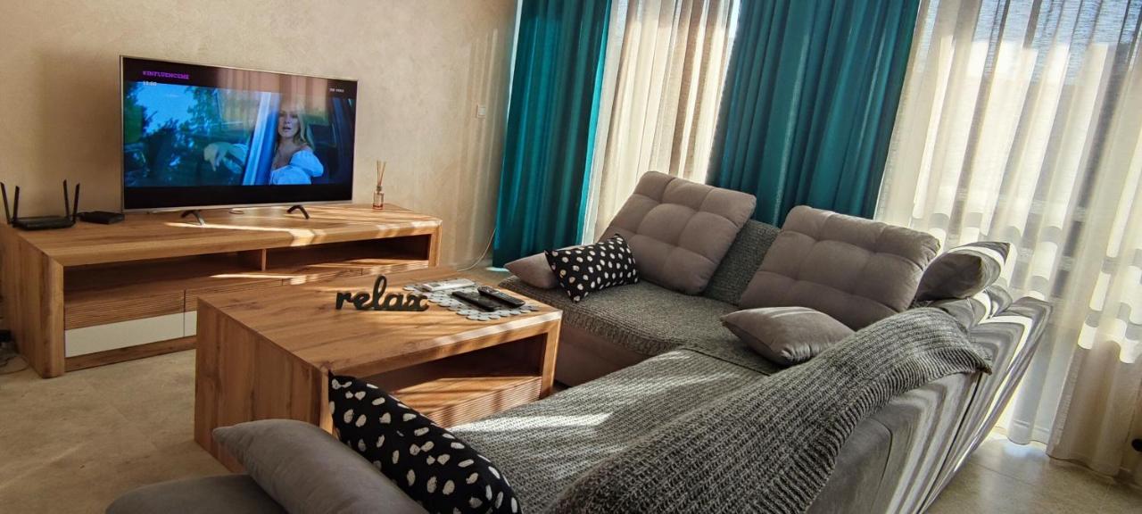 Alisa Apartment Plovdiv Eksteriør billede